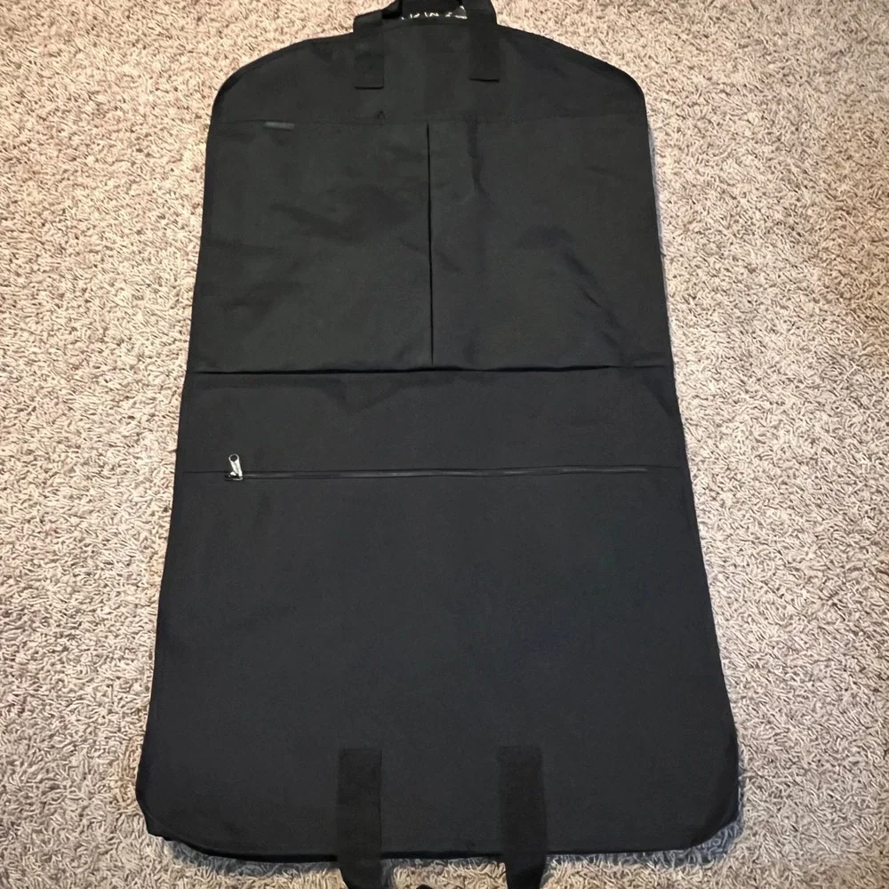 WallyBags 40 Inch Garment Bag with WallyLock Hanger Clamp Black Travel Suit Bag